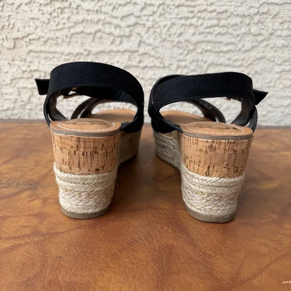 Fergalicious Pounce Black Espadrille Platform Wedge Sandals Womens Size 9M